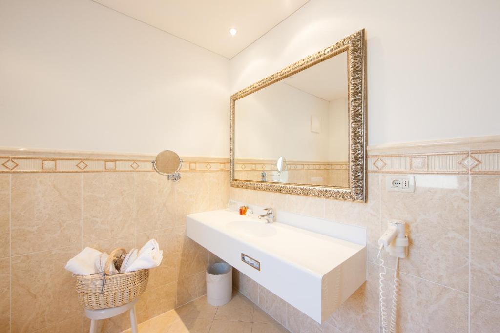 Hotel Maria Theresia Adults-Only Лагундо Номер фото
